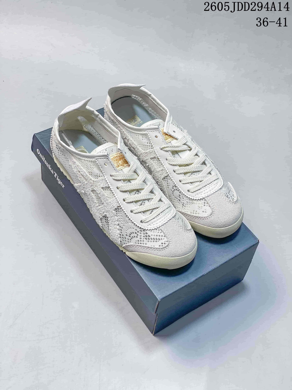 Onitsuka Tiger Mexico 66 Textile Low-Cut Sneakers - product image from the listing.