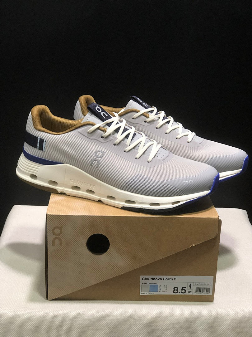 On Cloudnova Form 2 Trainers Silver Heather - product image from the listing.