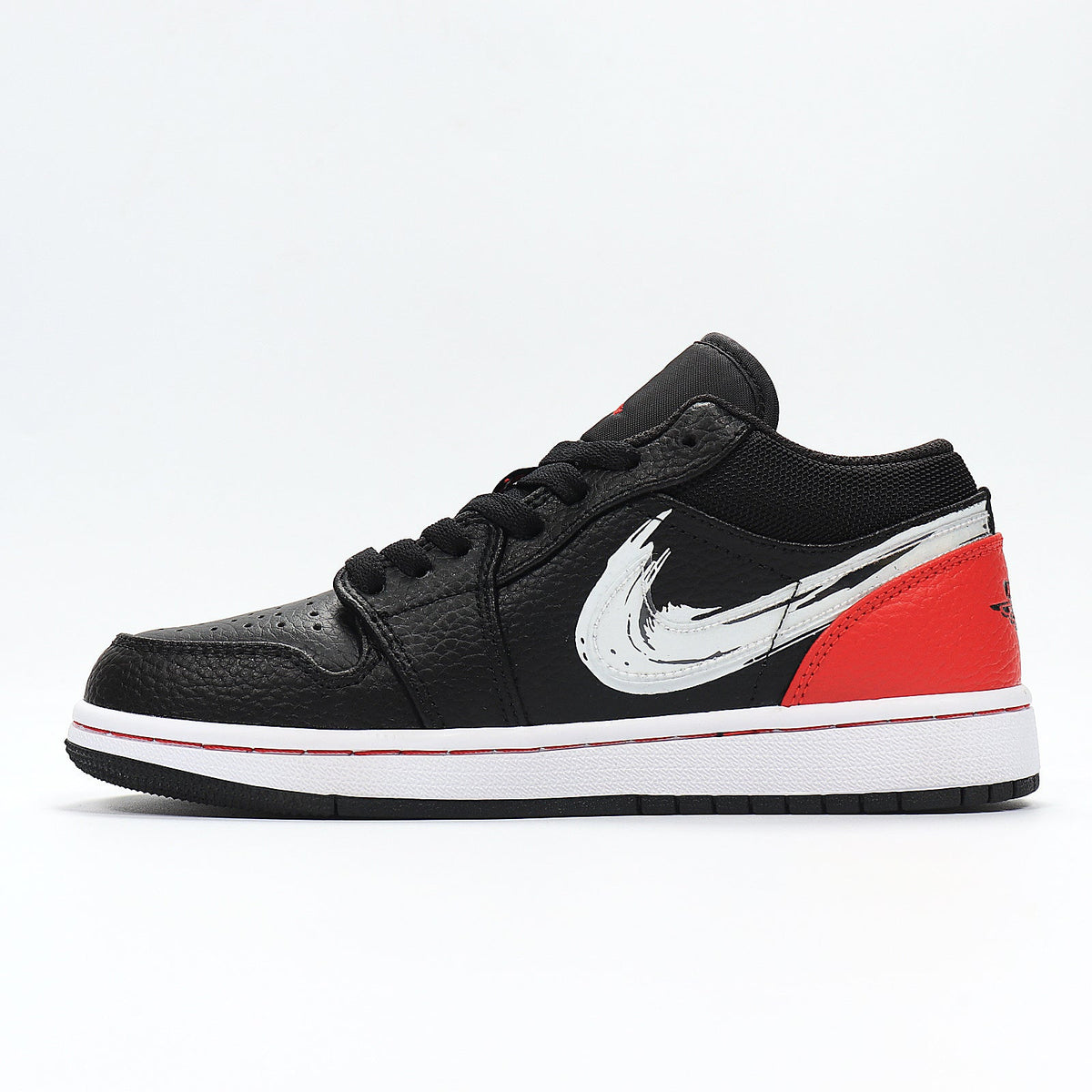 Air Jordan 1 Low Black Red White DA4659-001 - product image from the listing.