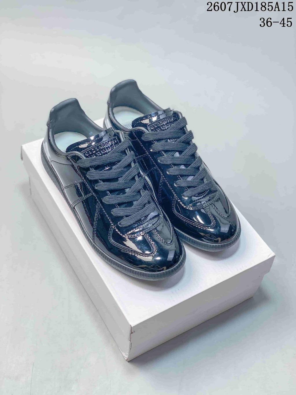Maison Margiela S57WS0236 Replica Trainers in Multiple Colors - product image from the listing.