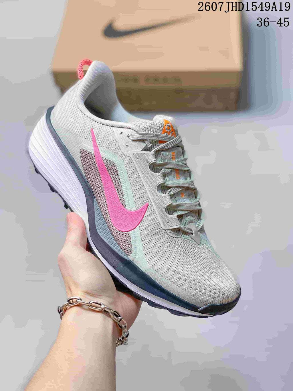 Nike Zoom Fly 5 Sneakers for Running 2607JHD1549A19 - product image from the listing.
