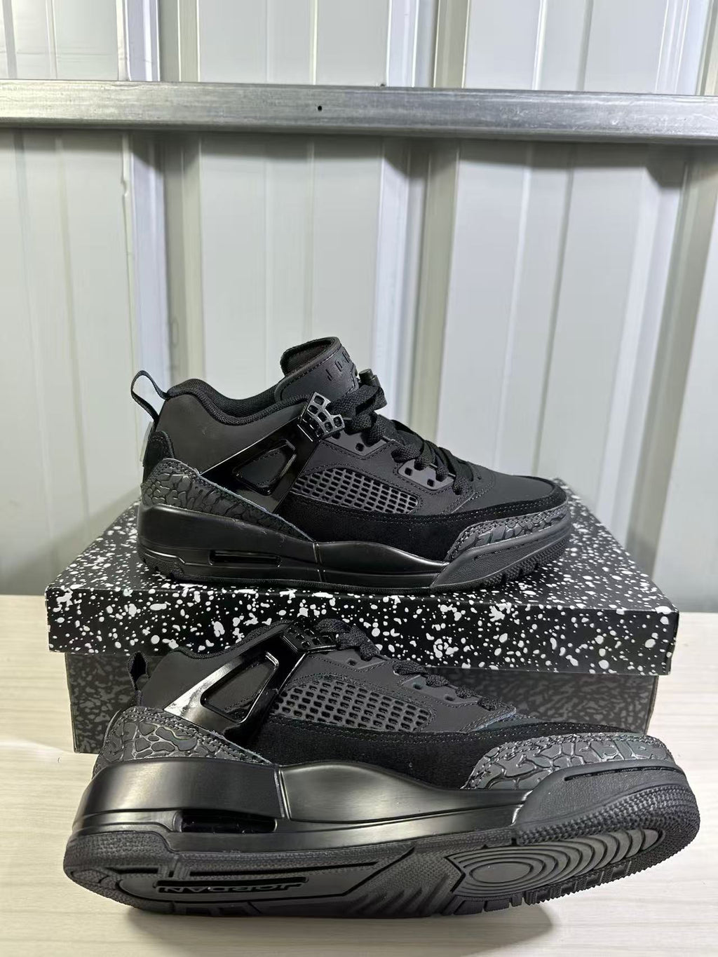 Jordan Spizike Low Sneakers in Black FQ17 - product image from the listing.