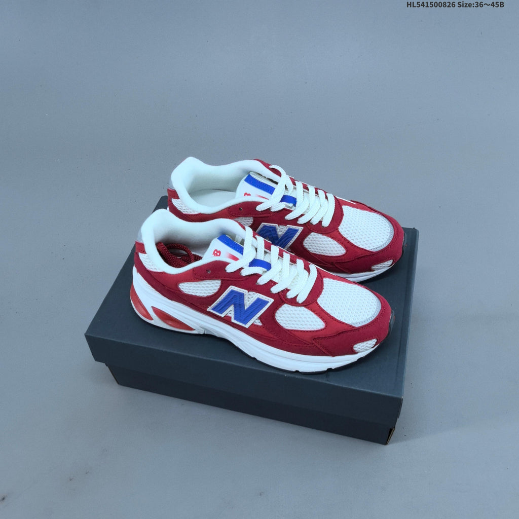 New Balance M2010 Retro Running-Inspired Trainers - product image from the listing.