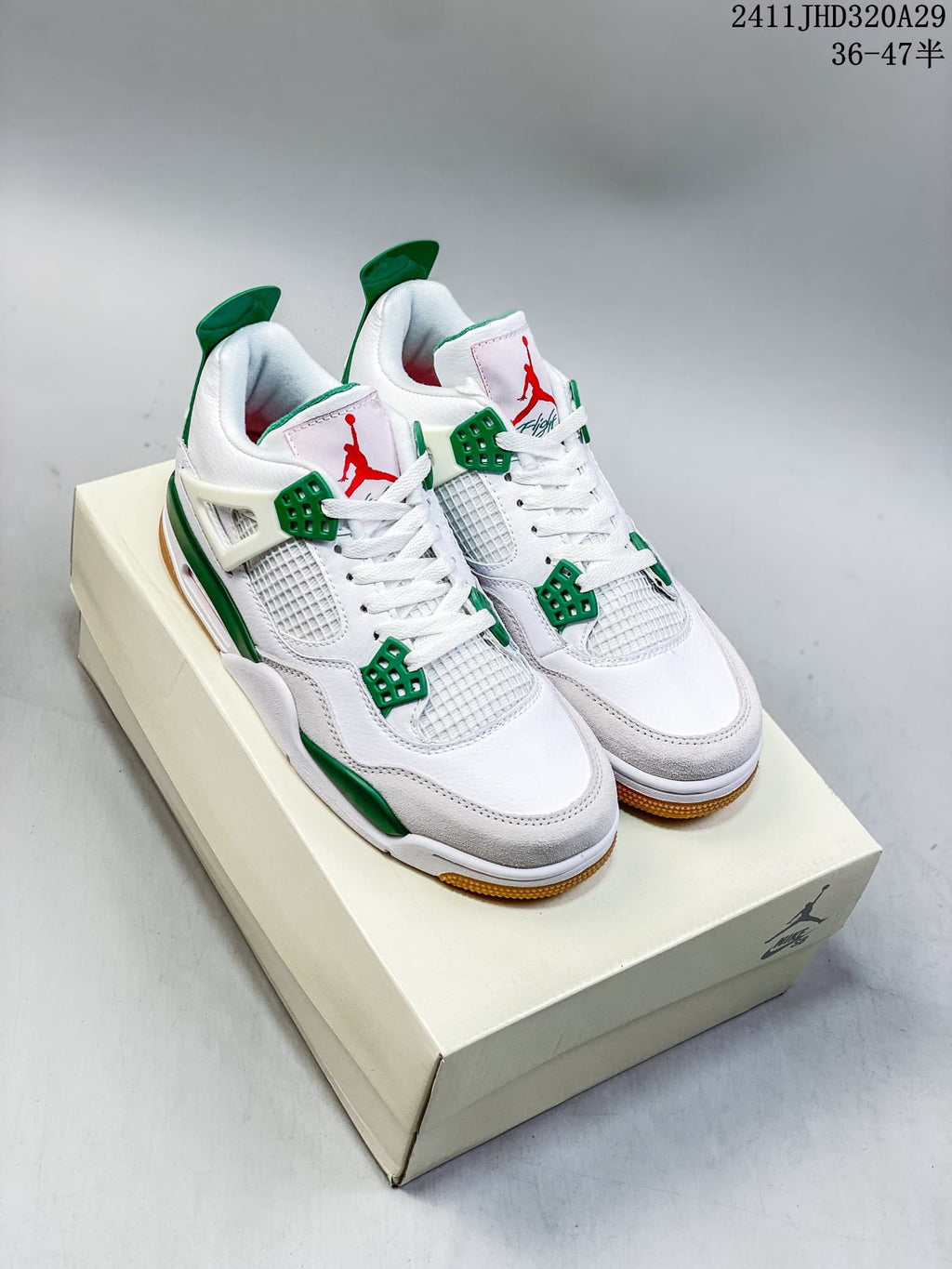 Mid-Top Sneakers - Nike Air Jordan 4 Retro OG - product image from the listing.