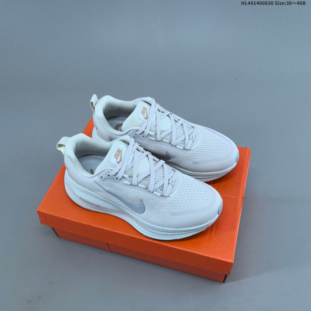 Nike Vomero 18 Shoes for Running - product image from the listing.