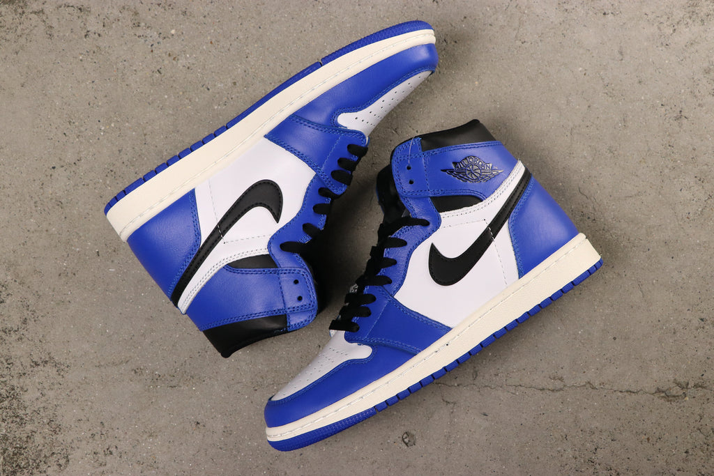 Air Jordan 1 High Game Royal Sneakers 555088-403 - product image from the listing.