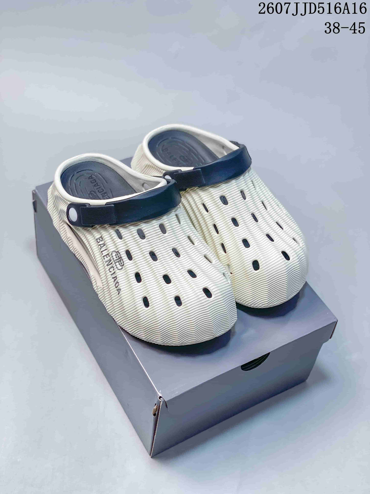 Balenciaga 2607JJD516A16 Clog Sandals Off-White in Navy - product image from the listing.