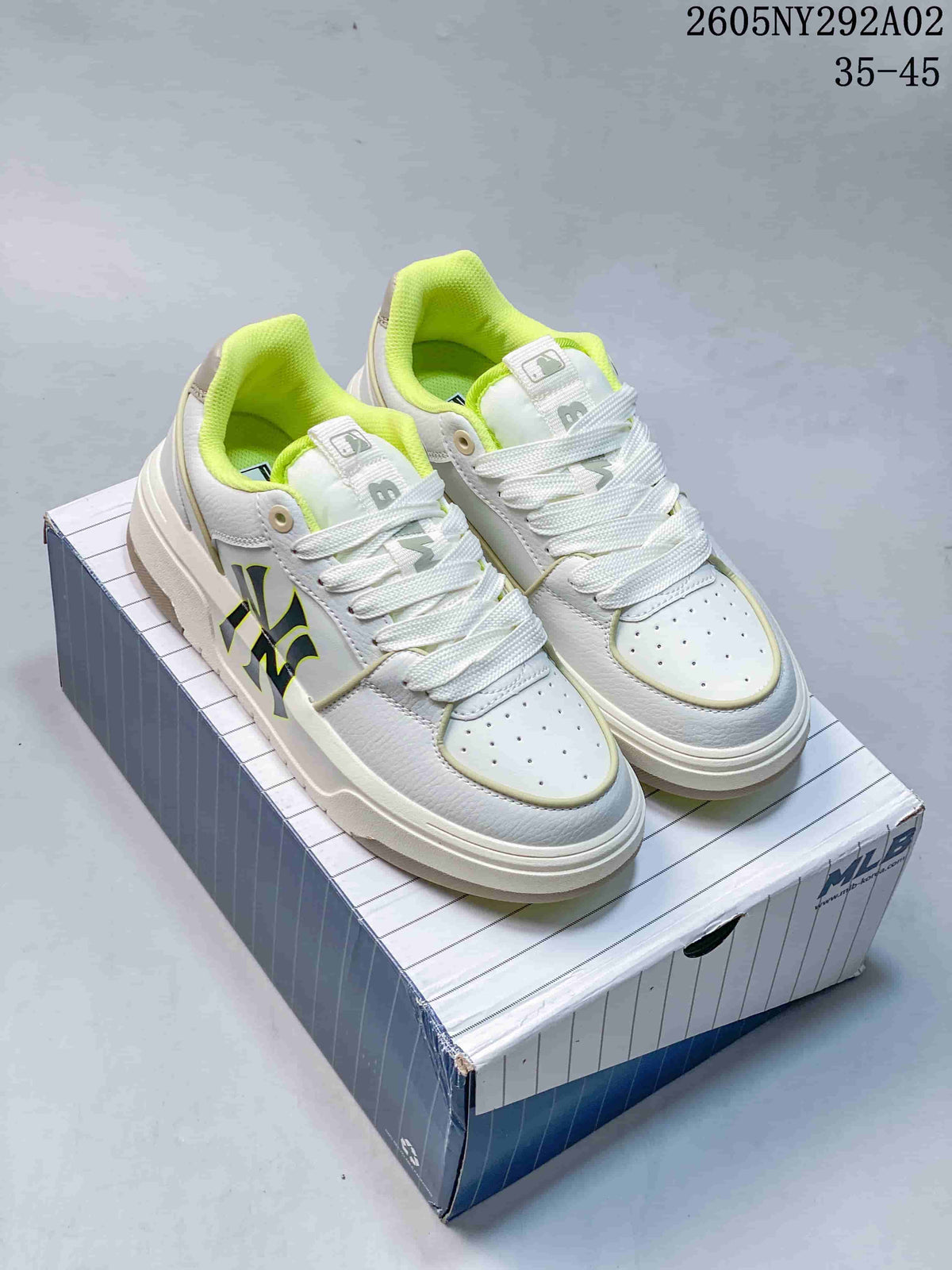 MLB Chunky Liner Low-Top Sneakers in White Green 3ASXCA12N - product image from the listing.