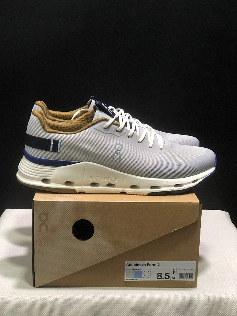 On Cloudnova Form 2 Trainers Silver Heather - product image from the listing.