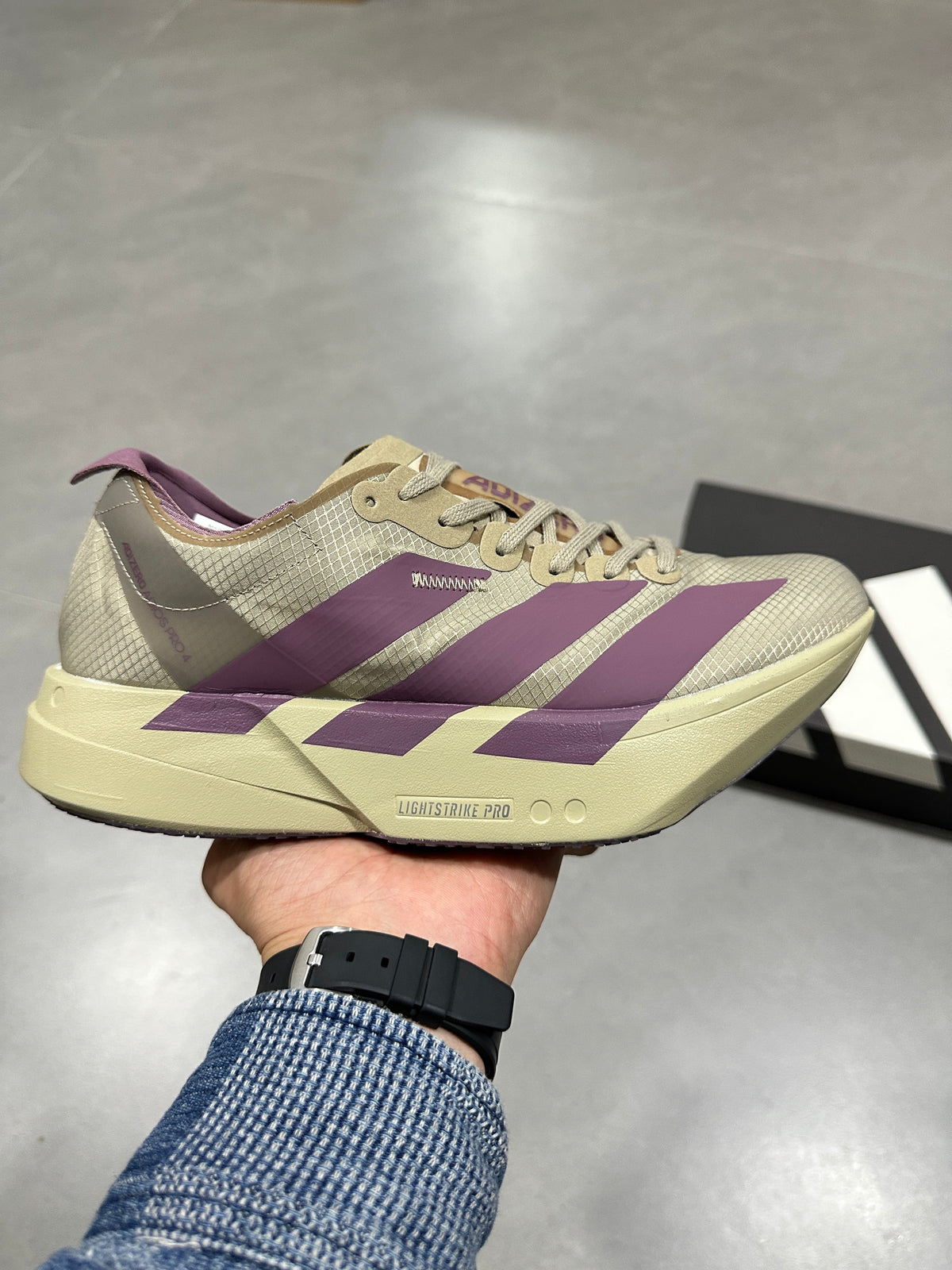 Nike Lightstrike Pro Running Shoes JP6997 in Gray Purple - product image from the listing.