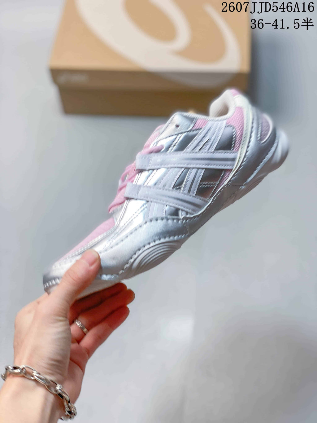 ASICS Hypersync Sneakers in Silver Pink 07JJD546A16 - product image from the listing.
