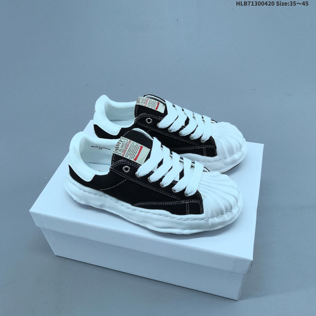 Maison Mihara Yasuhiro Original Sole Low-Cut Sneakers - product image from the listing.