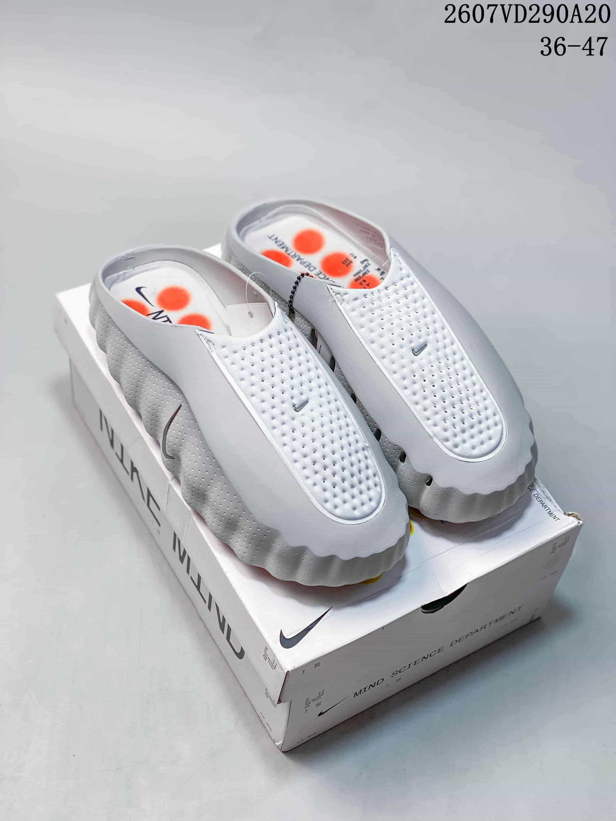 Nike Mind 001 Slides in Multicolor 2607VD290A20 - product image from the listing.
