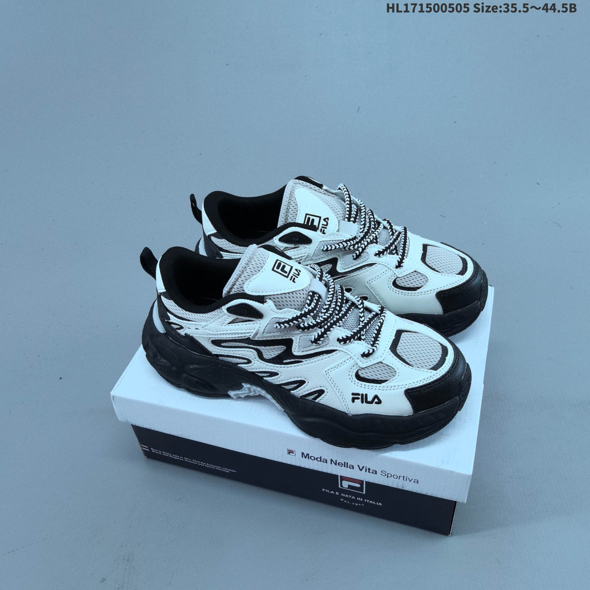 FILA FERN Low-Cut Sneakers F12M331101 - product image from the listing.