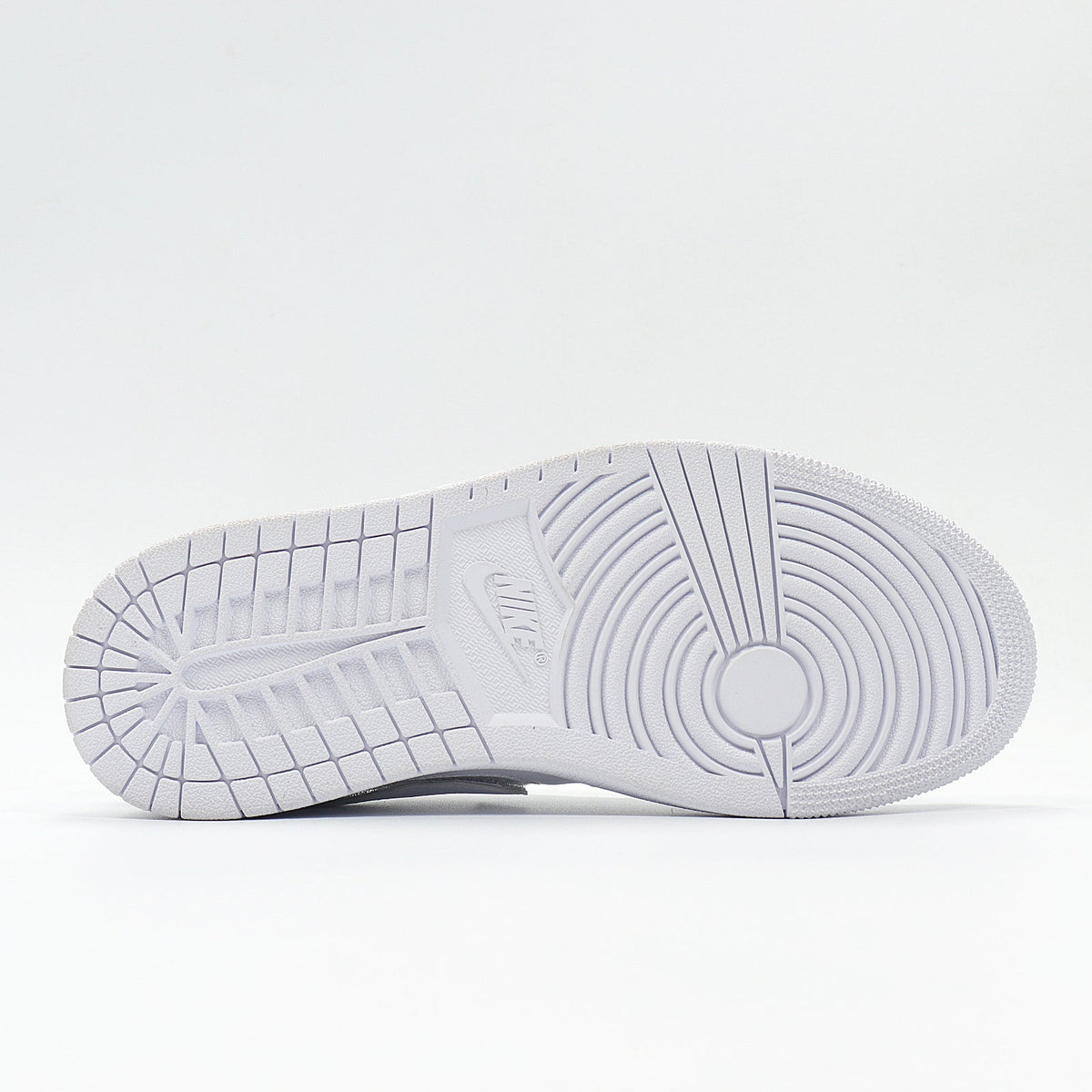 Nike Air Force 1 Low White Trainers CJ7891- ID - product image from the listing.