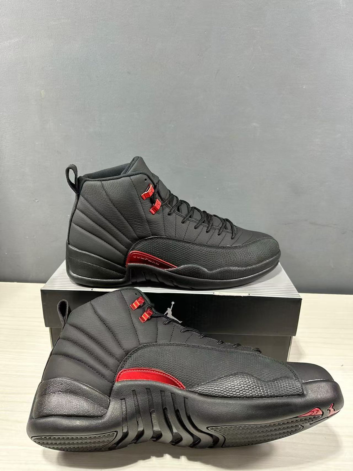 Air Jordan 12 Retro Black Red CT8013-003 - product image from the listing.