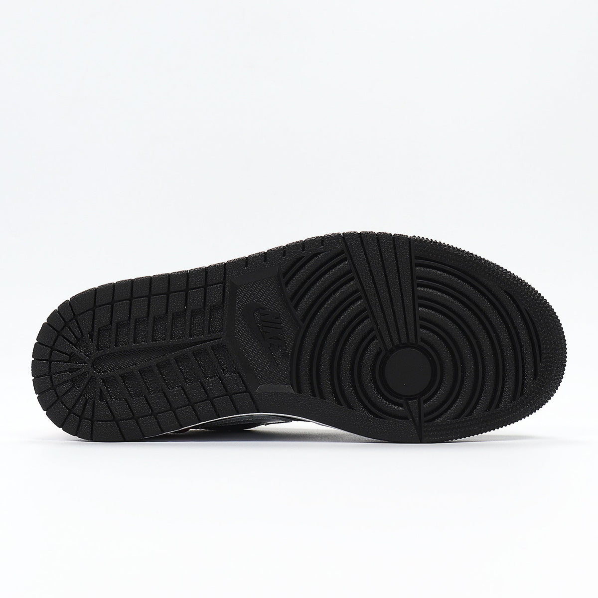 Air Jordan 1 Low Black Red White DA4659-001 - product image from the listing.