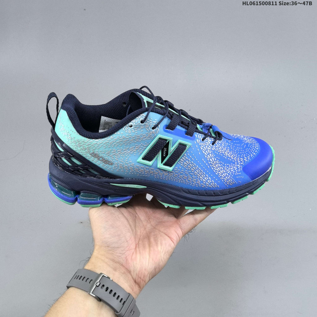 New Balance M1906 Sneakers U19069 Blue or in Yellow - product image from the listing.