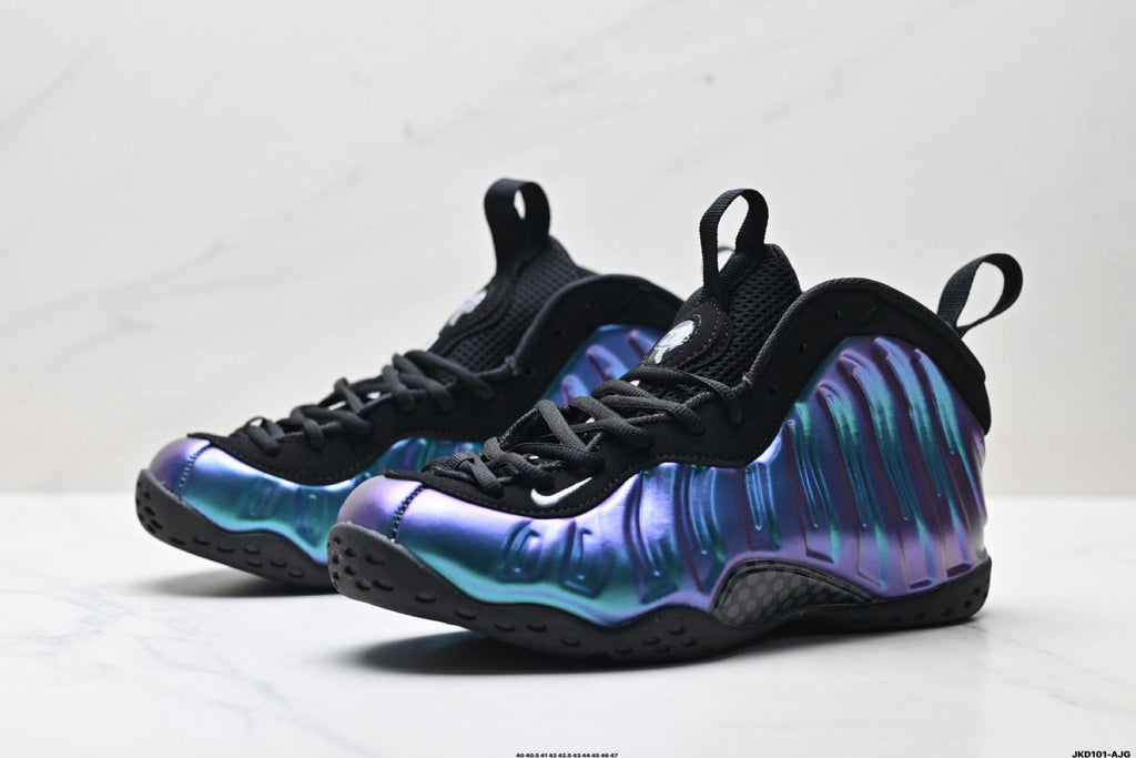 Nike Air Foamposite One Penny Hardaway Iridescent Trainers - product image from the listing.