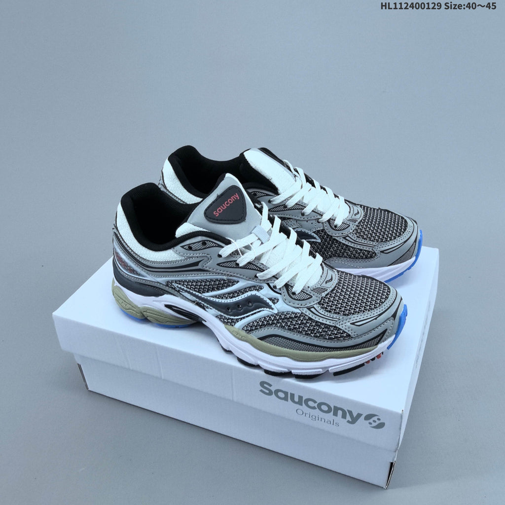 Saucony ProGrid Omni 9 Retro Sneakers for Running - product image from the listing.