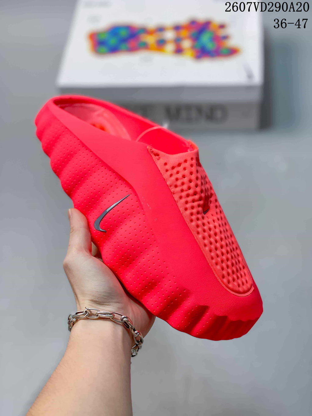 Nike Mind 001 Slides in Multicolor 2607VD290A20 - product image from the listing.