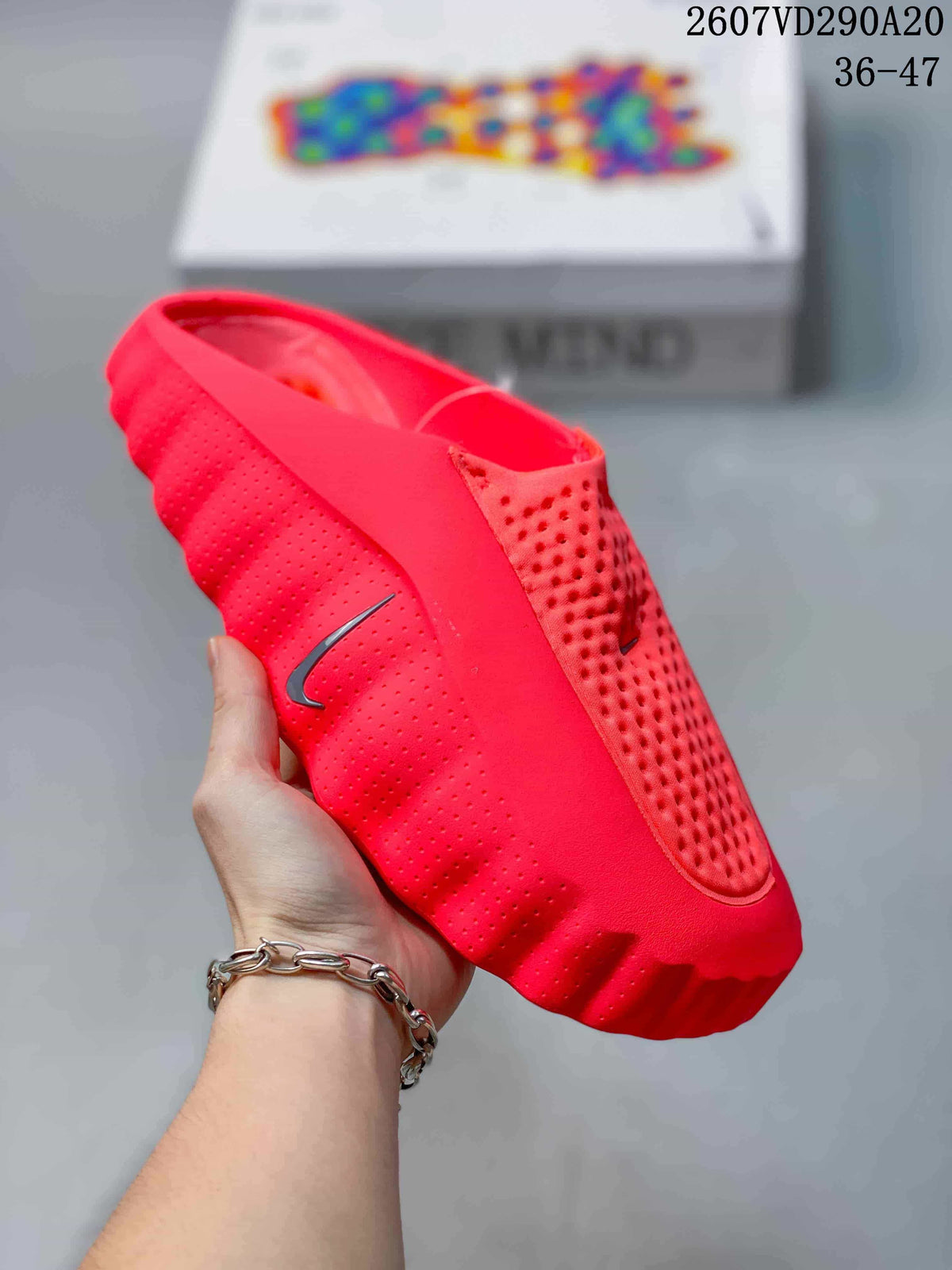 Nike Mind 001 Slides in Multicolor 2607VD290A20 - product image from the listing.