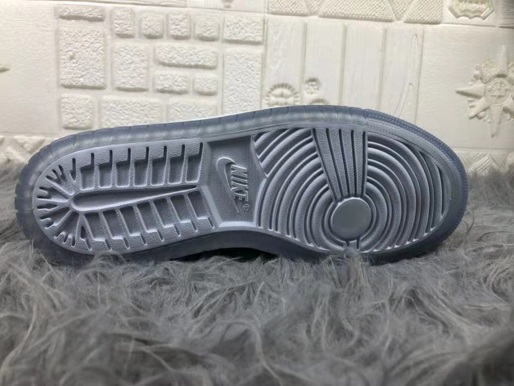 Air Jordan 1 Zoom CMFT High-Top Sneakers Blue White - product image from the listing.