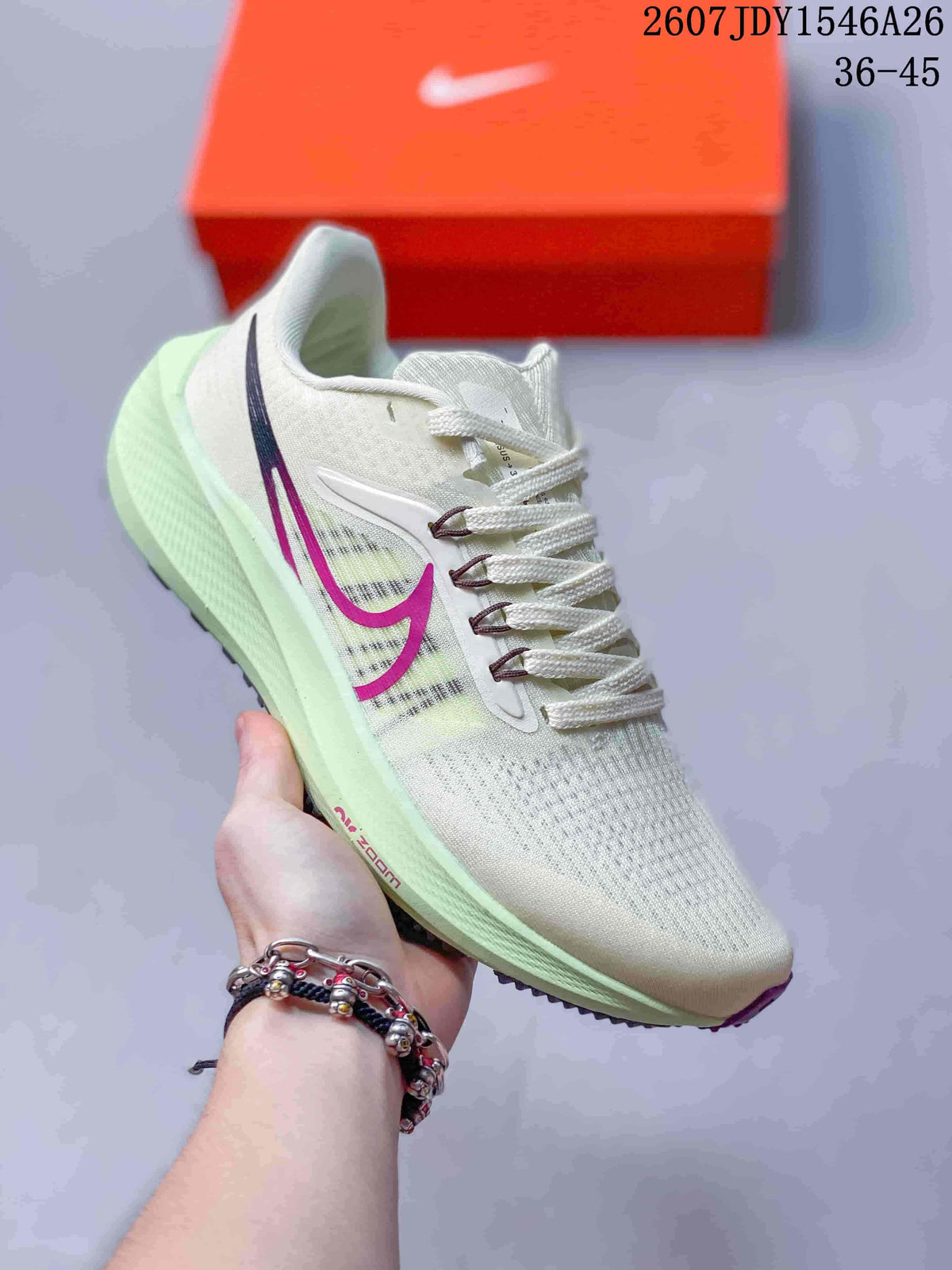 Nike Air Zoom Pegasus 39 Sneakers for Running - product image from the listing.