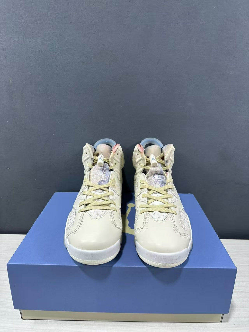 Air Jordan 6 Retro Sashiko Sneakers Cream Blue IR7255-110 - product image from the listing.