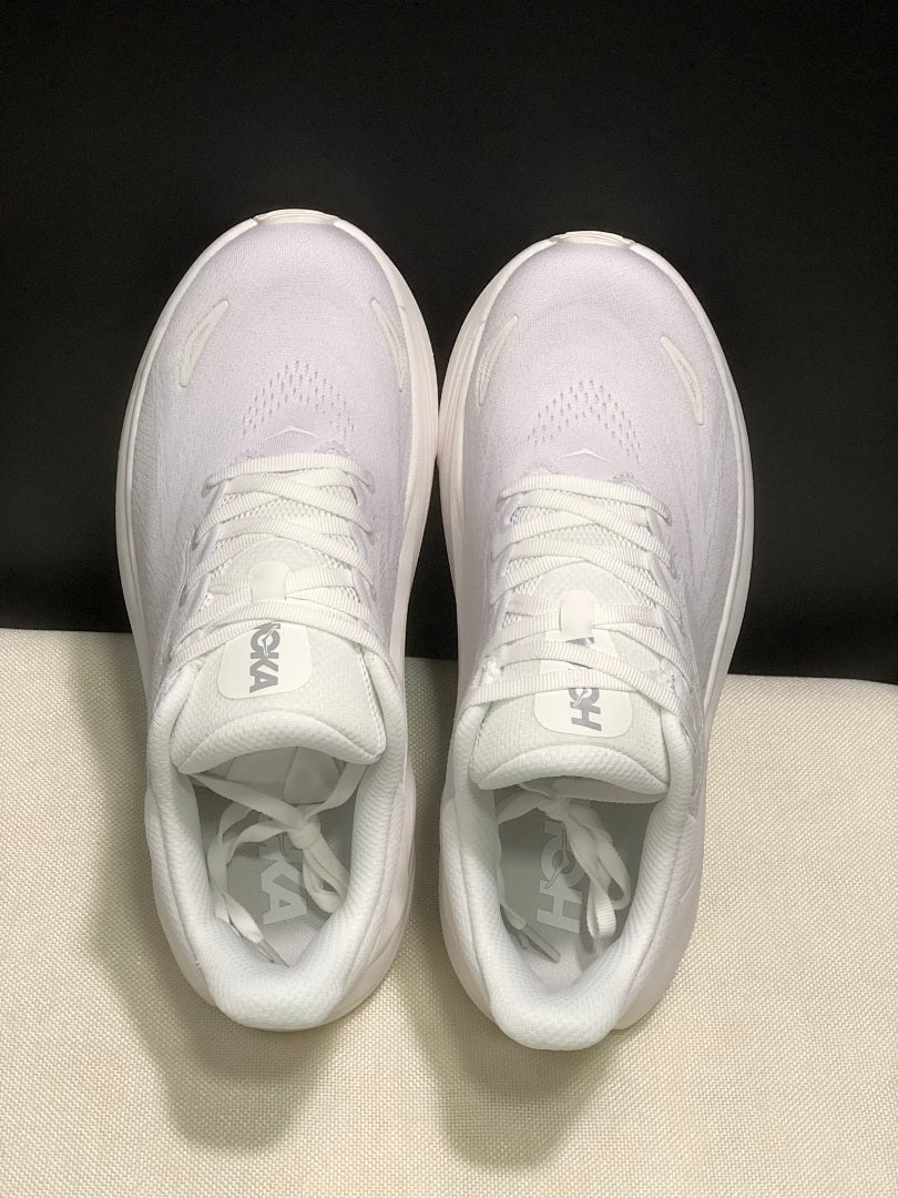 HOKA Arahi 8 Running Sneakers in White - product image from the listing.