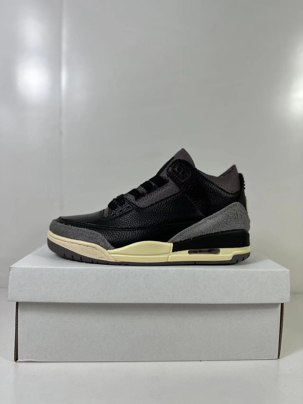 Air Jordan 3 Retro Black Purple FZ8411-001 Sneakers - product image from the listing.