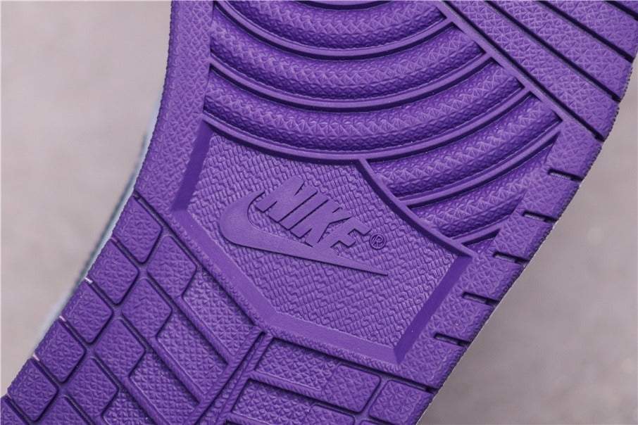 Nike Hoops Sneakers - Air Jordan 1 Mid SE CW5853-100 - product image from the listing.
