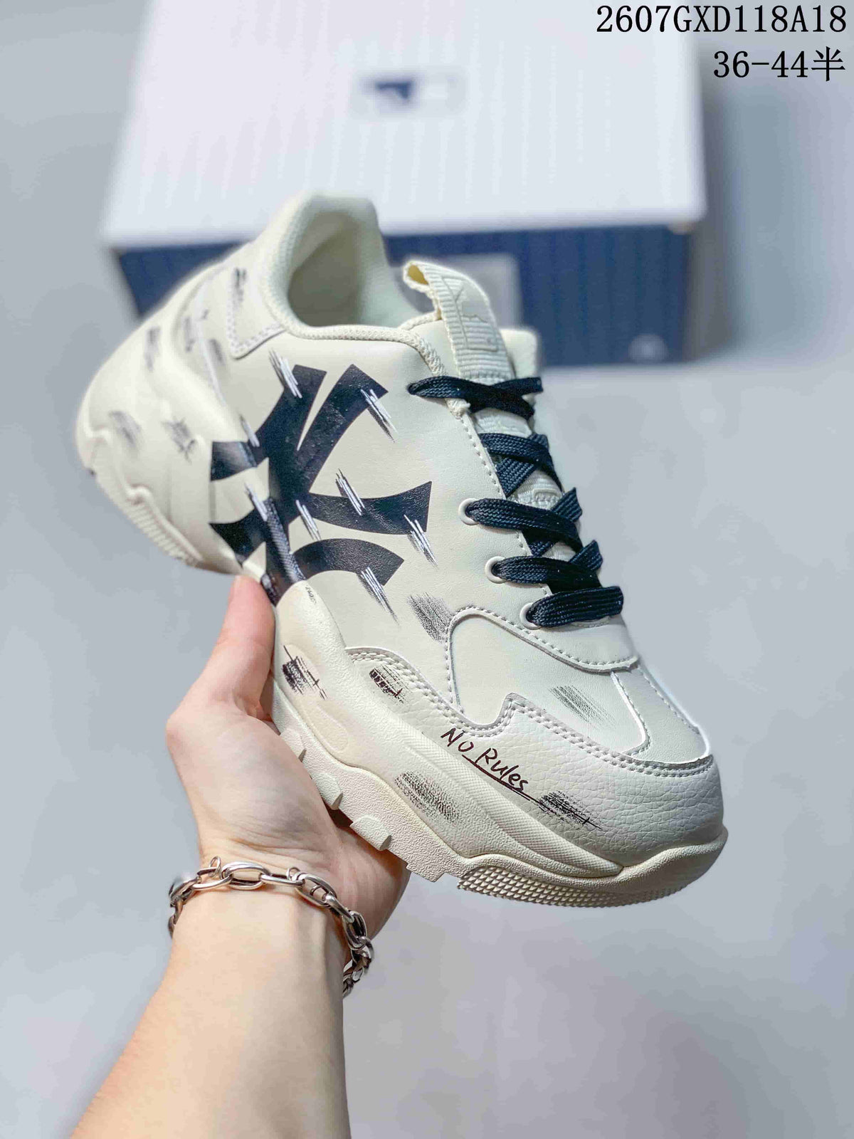 MLB Big Ball Chunky Sneakers in White Black 2607GXD118A18 - product image from the listing.