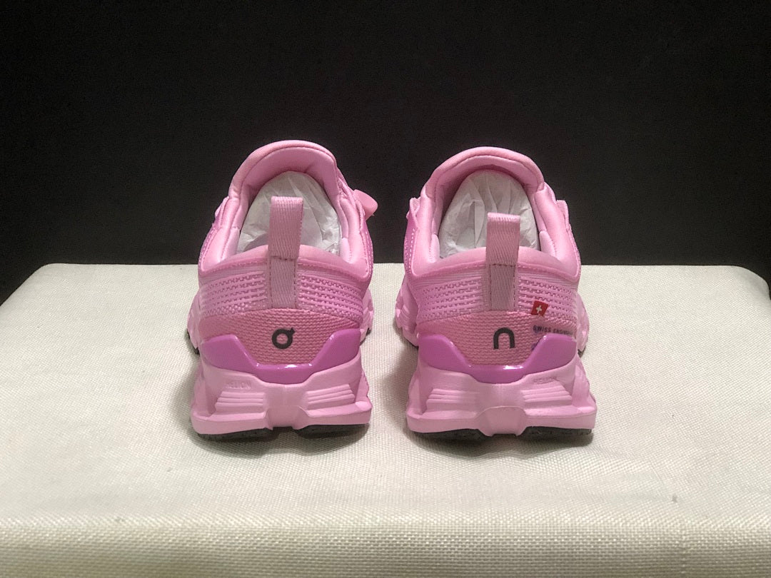 On Cloud X Z5 Sneakers in Pink - product image from the listing.
