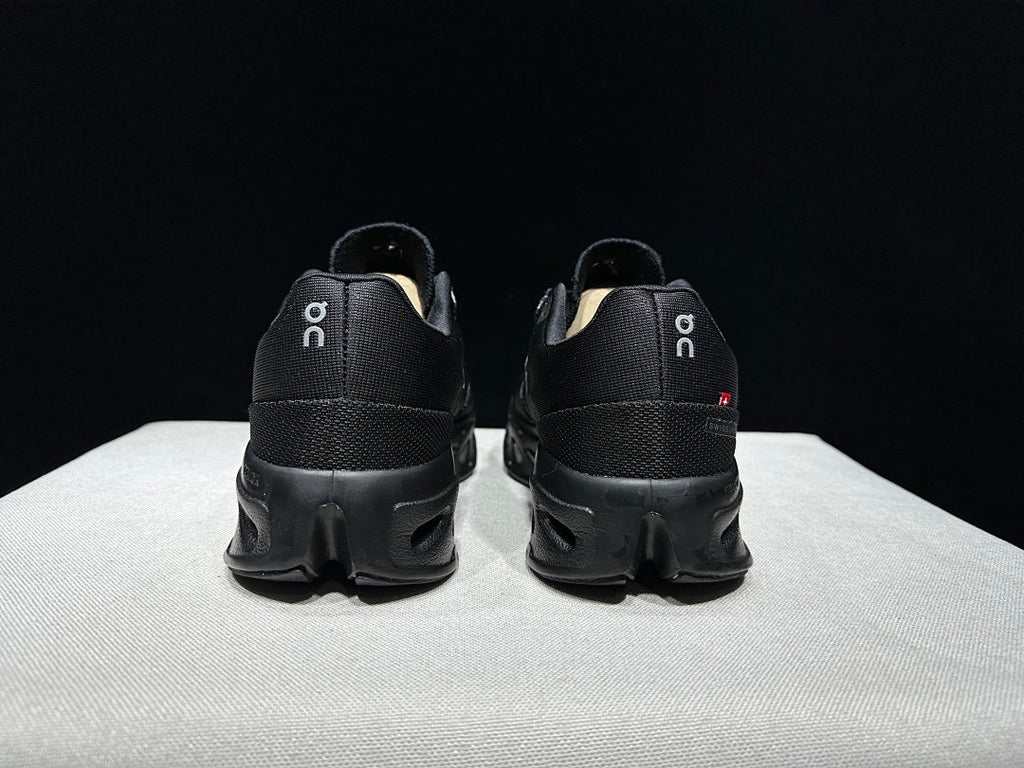 On Cloudeclipse Running Shoes, All in Black - product image from the listing.