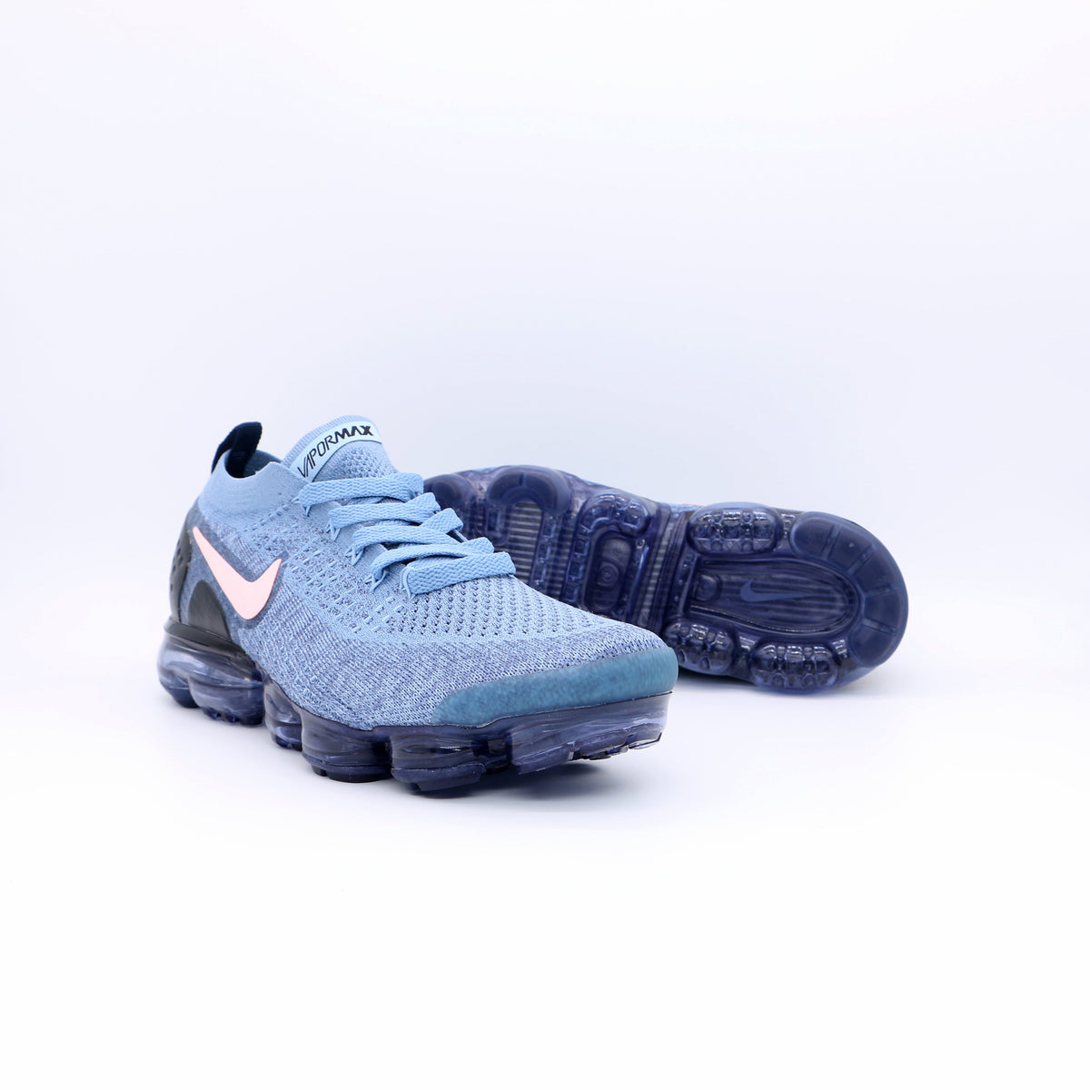 Nike Air VaporMax Flyknit Sneakers in Blue 942842-401 - product image from the listing.