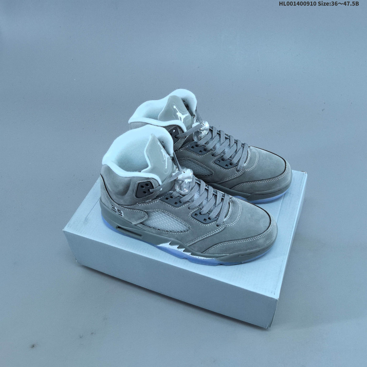 Air Jordan 5 Retro Wolf Grey High-Top Sneakers - product image from the listing.