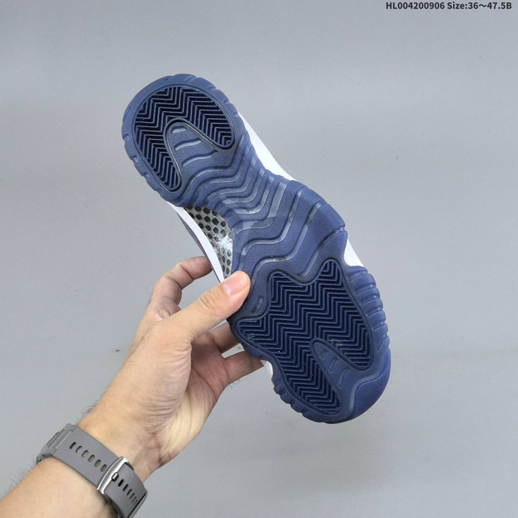 Air Jordan 11 Retro Midnight Navy High-Top Sneakers - product image from the listing.