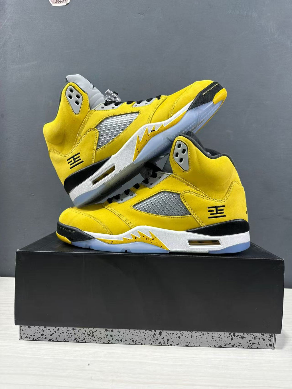 Air Jordan 5 Retro Tokyo Yellow Sneakers IO3372-700 - product image from the listing.