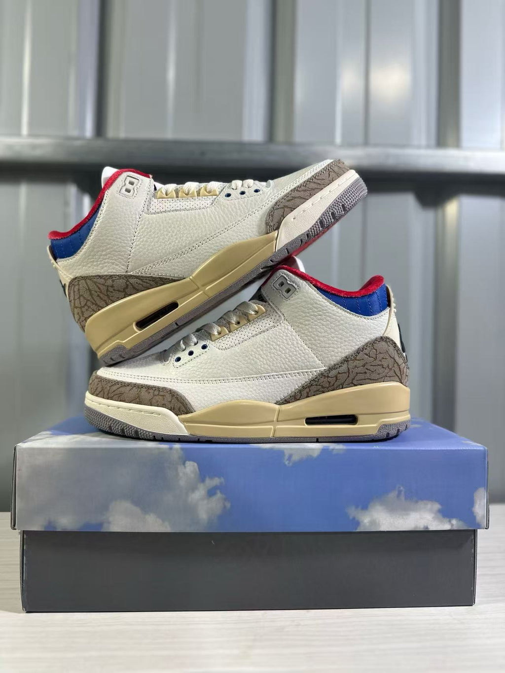 Air Jordan 3 Retro OG SP Sneakers White Blue Red IB1482-100 - product image from the listing.