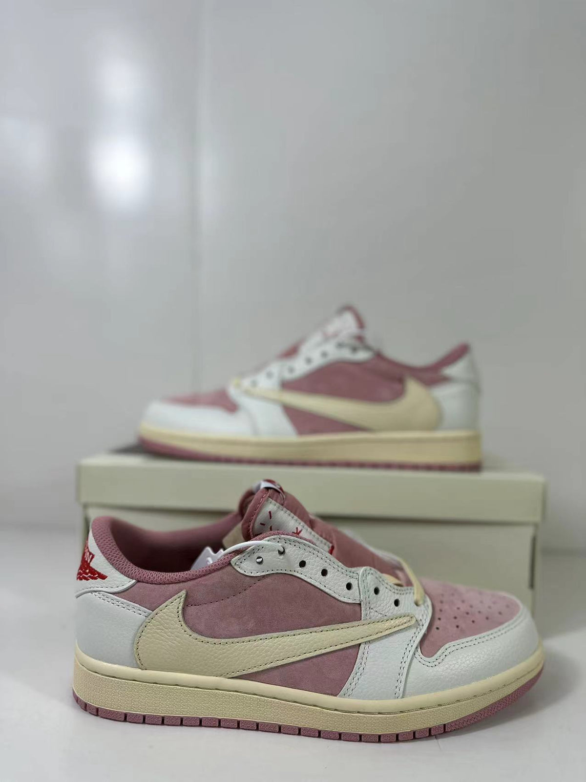 Nike Air Jordan 1 Low Travis Scott in White Pink DM7866-600 - product image from the listing.