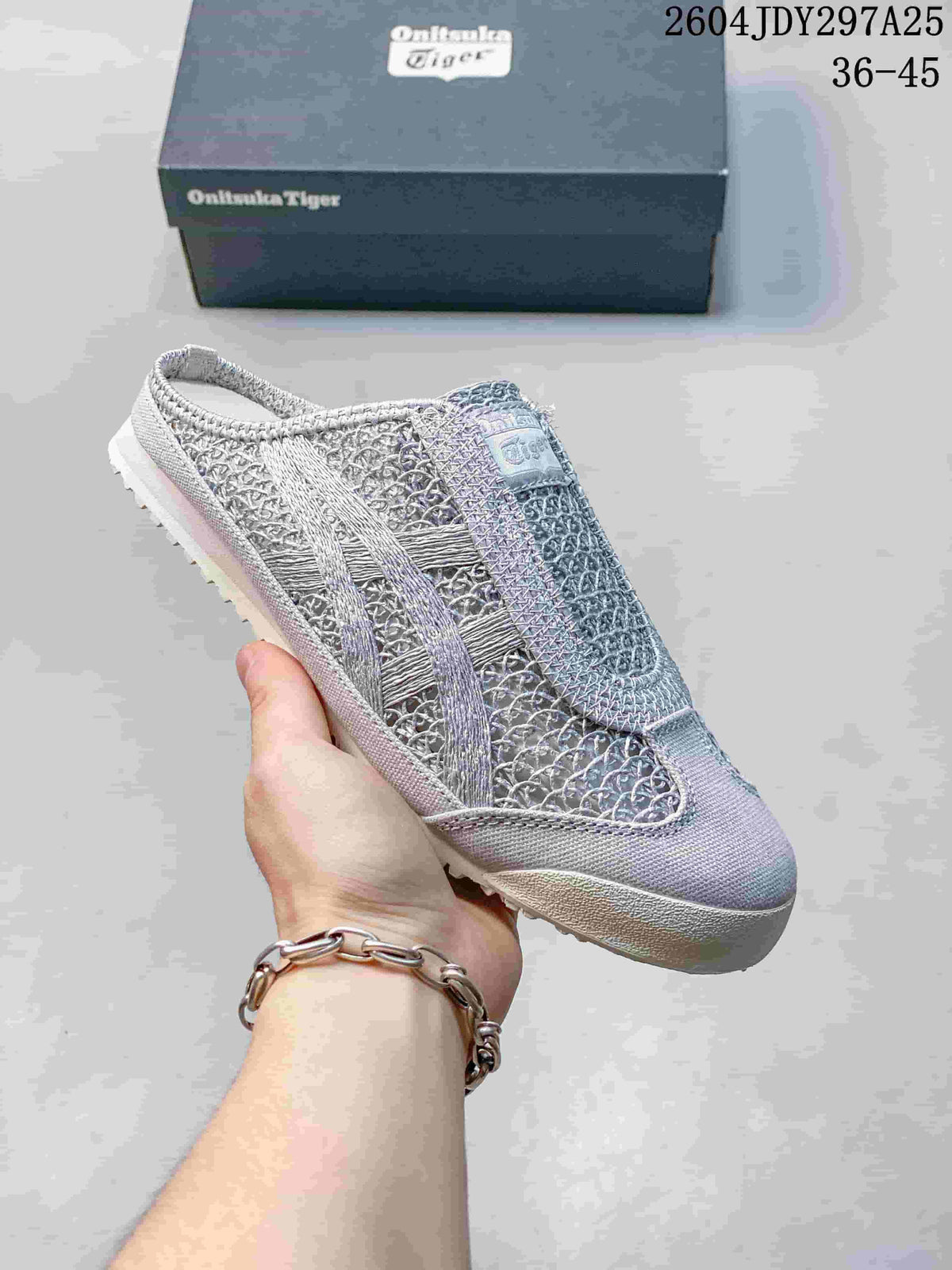 Onitsuka Tiger Mexico 66 Sabot Slip-On Trainers 2604JDY297A25 - product image from the listing.