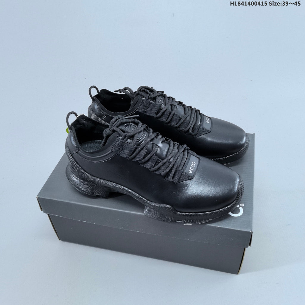 Men's ECCO Black Casual Sneakers with Lace-Up Design - product image from the listing.