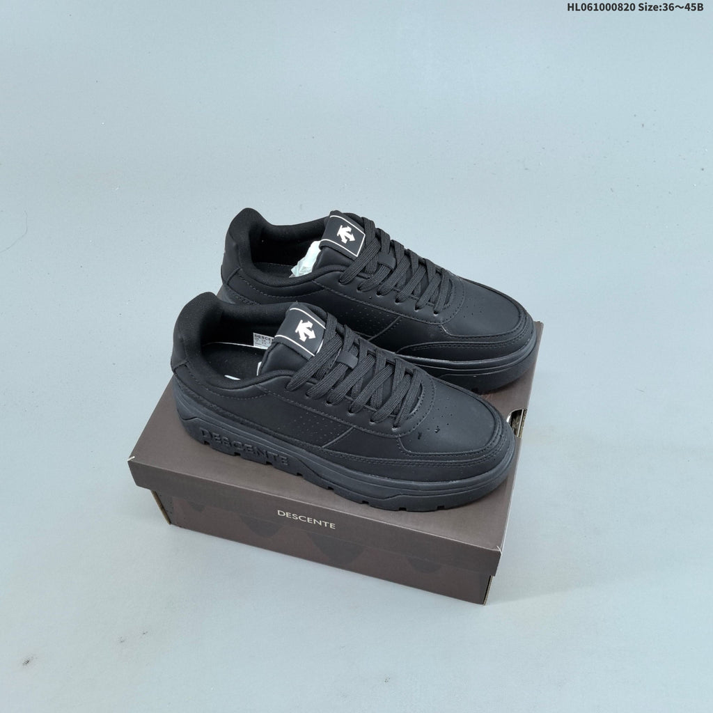 DESCENTE DUALIS DE BOARD Low-Cut Sneakers - product image from the listing.