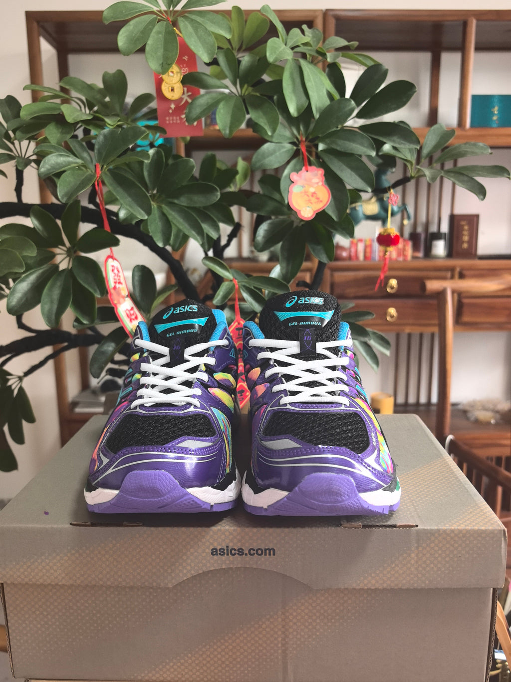 ASICS GEL-NIMBUS 10.1 Black Butterfly Trainers - product image from the listing.