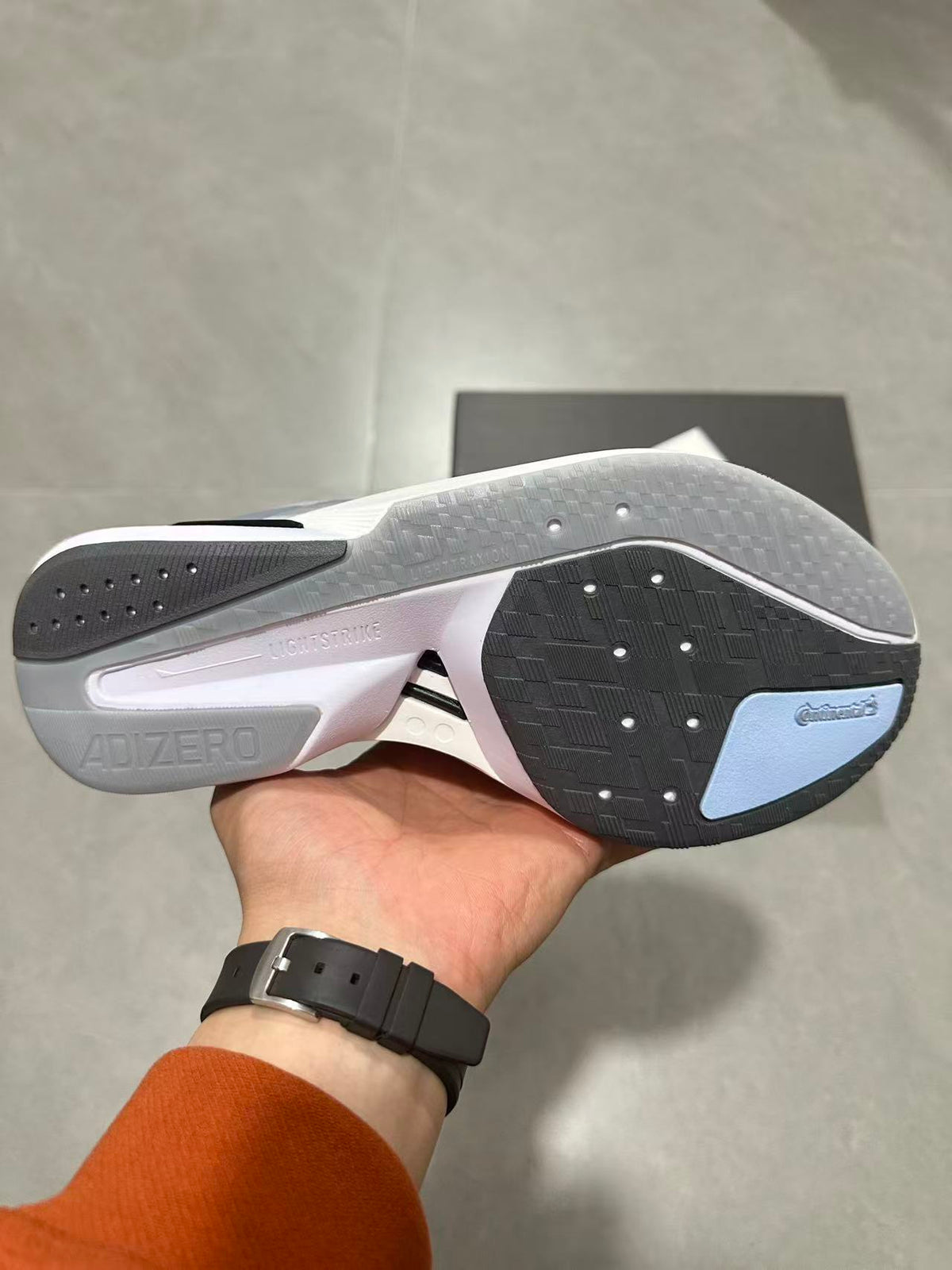Nike ZoomX Invincible Run 4 Road Running Shoes in Grey - product image from the listing.
