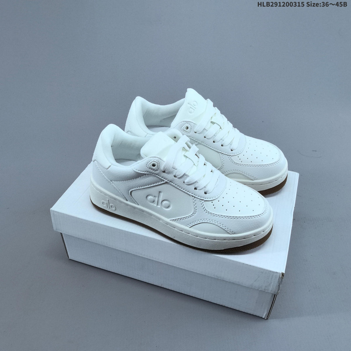 Alo Recovery Mode Low-Cut Sneakers - product image from the listing.