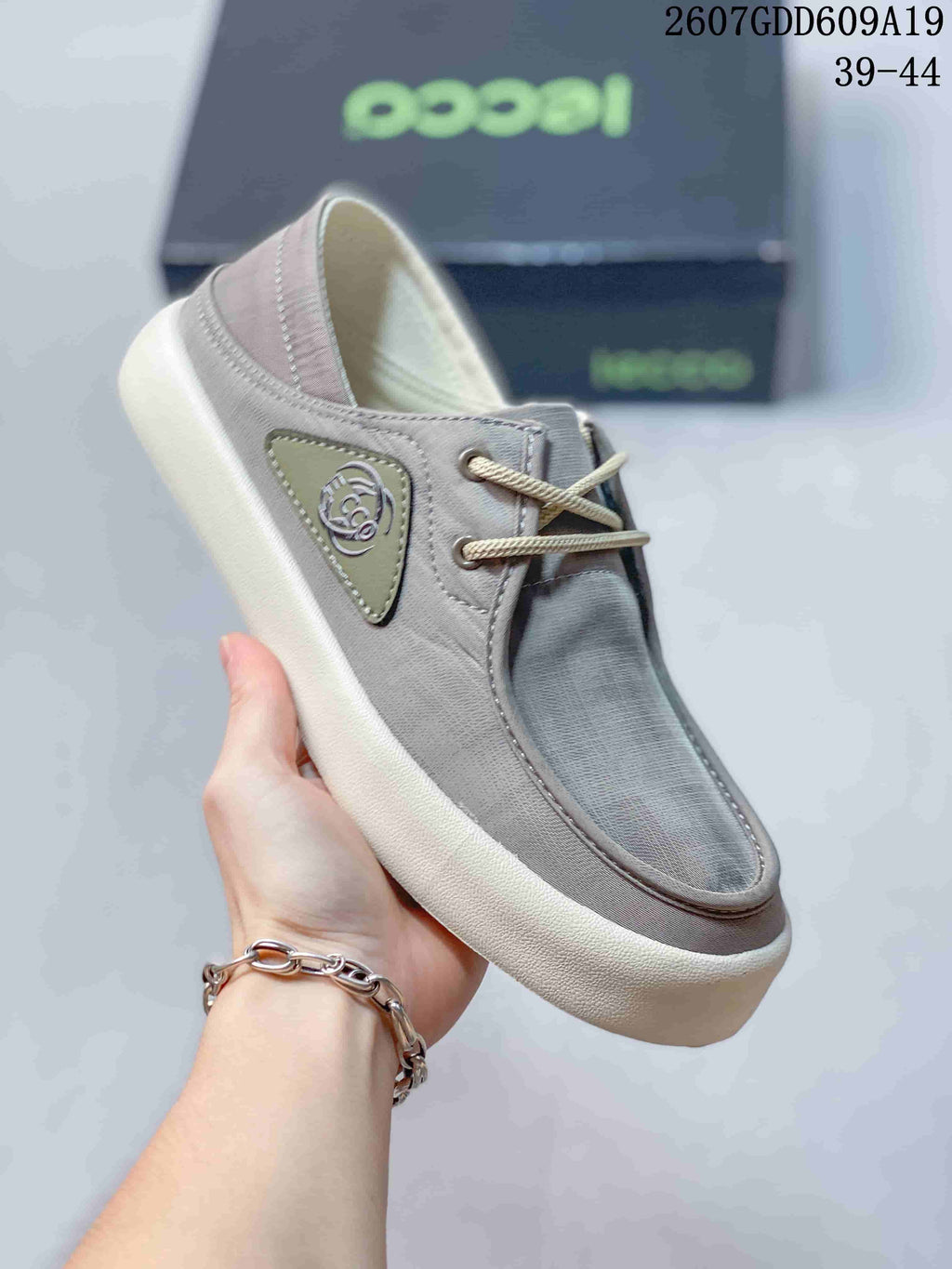 ECCO 2607GDD609A19 Casual Lace-Up Trainers - product image from the listing.