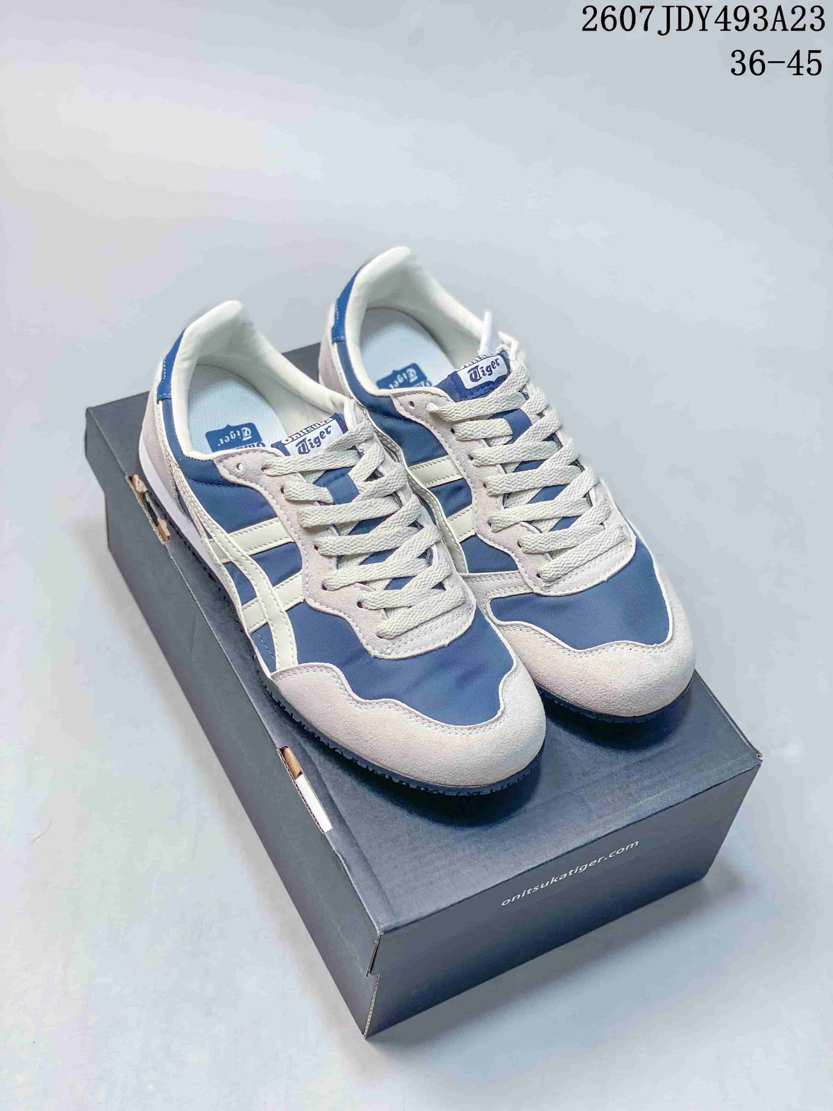 Onitsuka Tiger Serrano Unisex Trainers Style 2607JDY493A23 - product image from the listing.