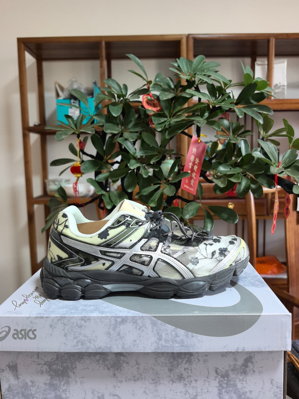 Cream and Black ASICS GEL-Quantum 360 B2 Sneakers - product image from the listing.
